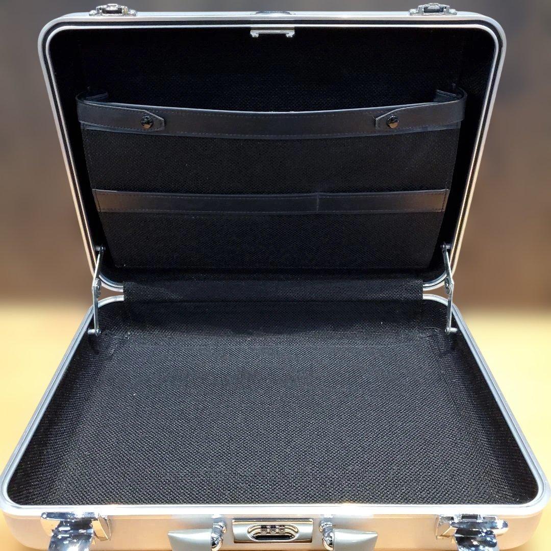 【希少】ゼロハリバートン アタッシュケース ELITE ダイヤル錠