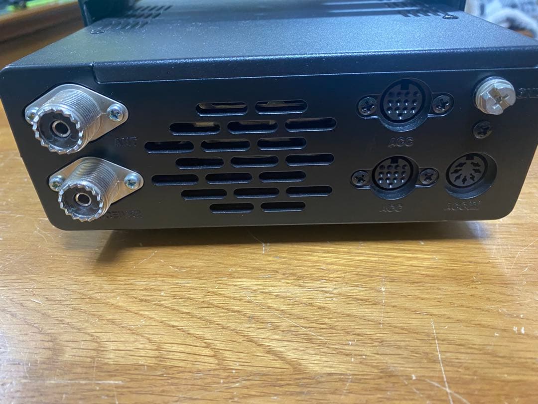 ICOM AT-180 HF～50MHz オートアンテナチューナー