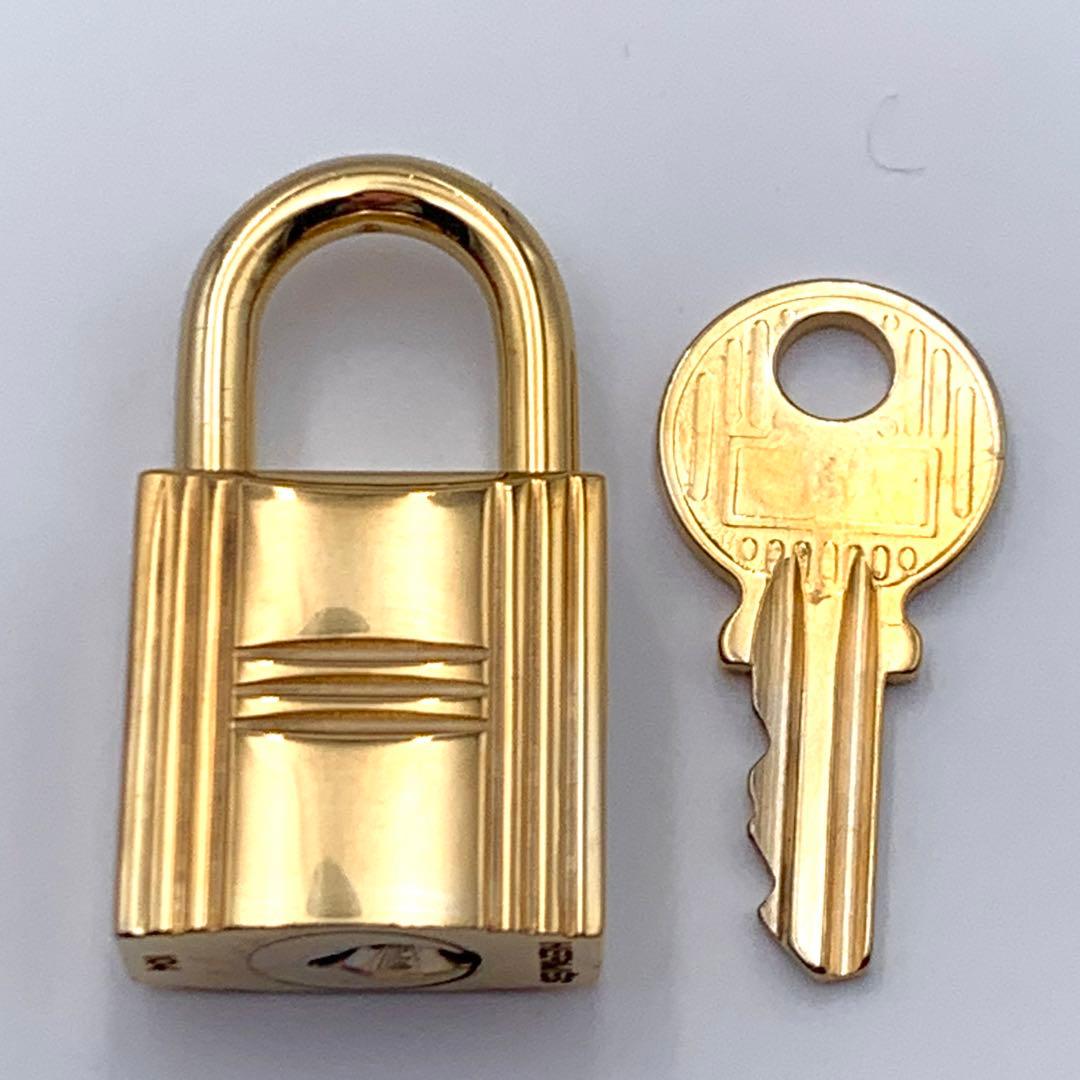 HERMES エルメス カデナ24KメッキNo.104104番鍵付き