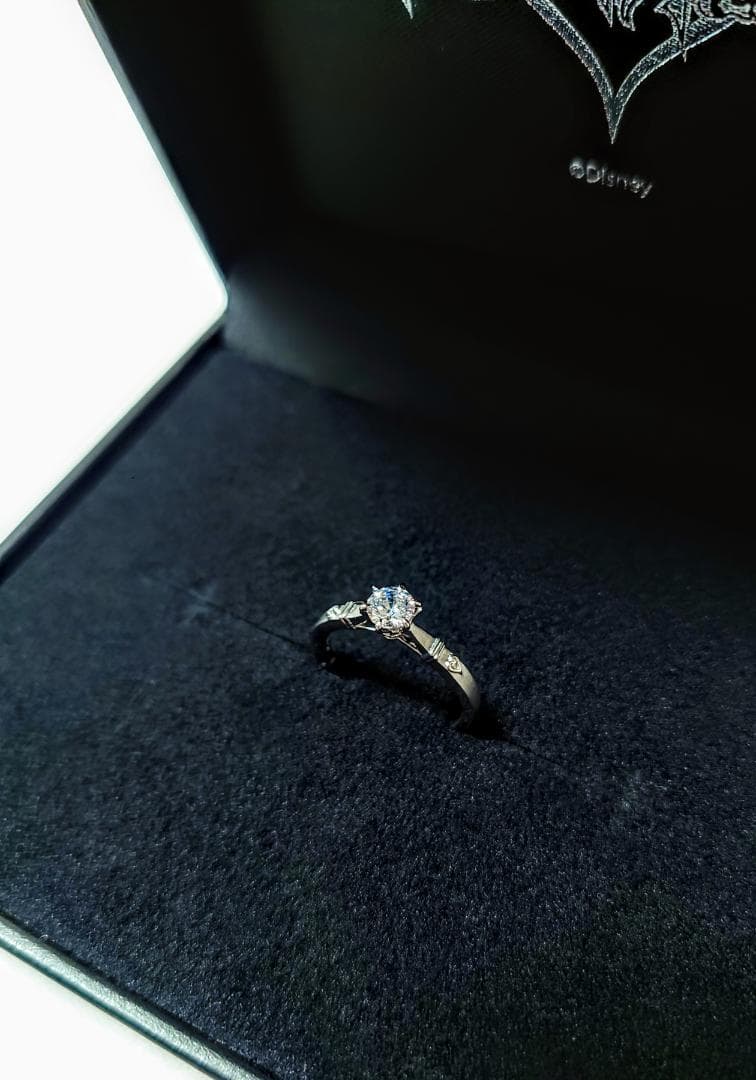 新品同様 キングダムハーツ U-TREASUREクラウン&ハートソリティアリング