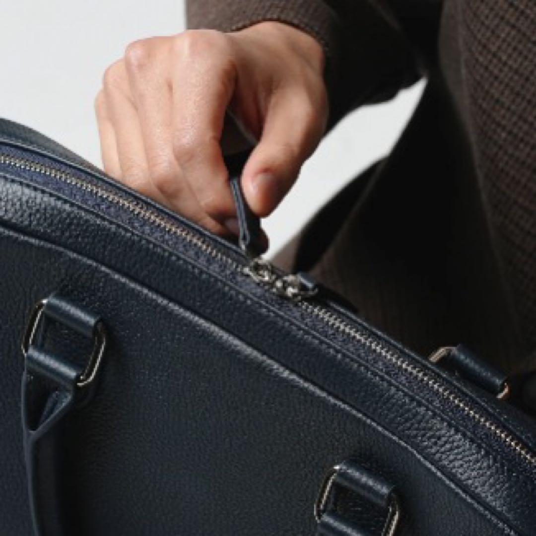 ヤマ ブラックレザービジネスバッグ