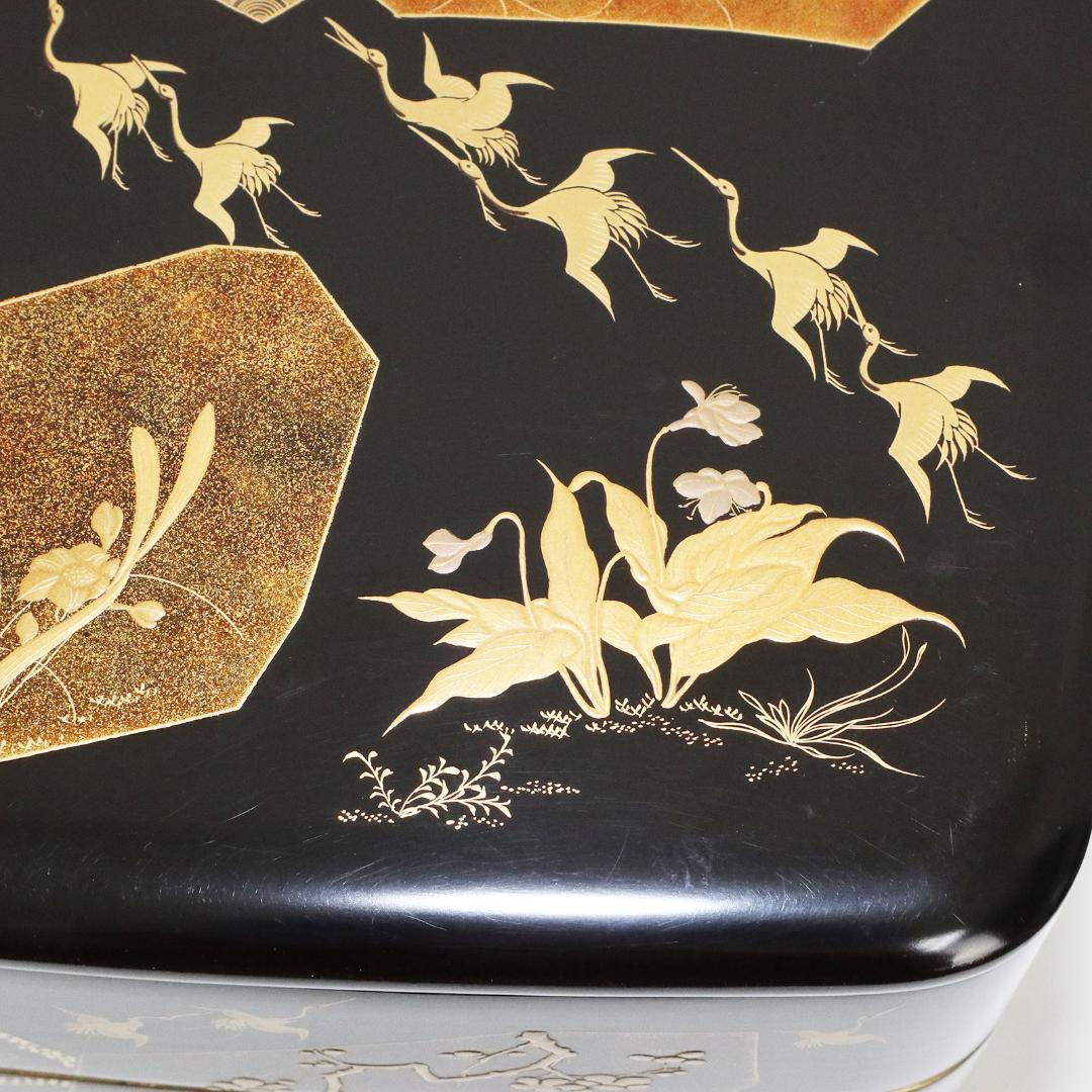 蒔絵 金彩 漆器 重箱 4段 梨地 岡持ち 木製 木箱付き