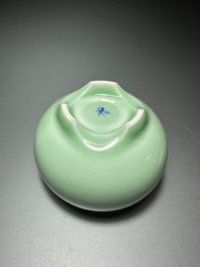 九谷焼　西田健二　作　青磁　香炉　葡萄のつまみ　美品