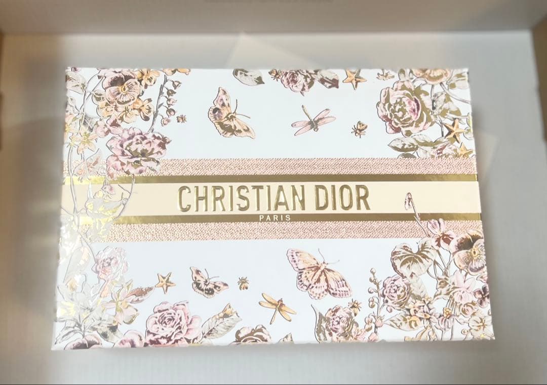 限定品❣️ディオールdior 最新ノベルティ　マザーズデイオリジナルポーチ　新品