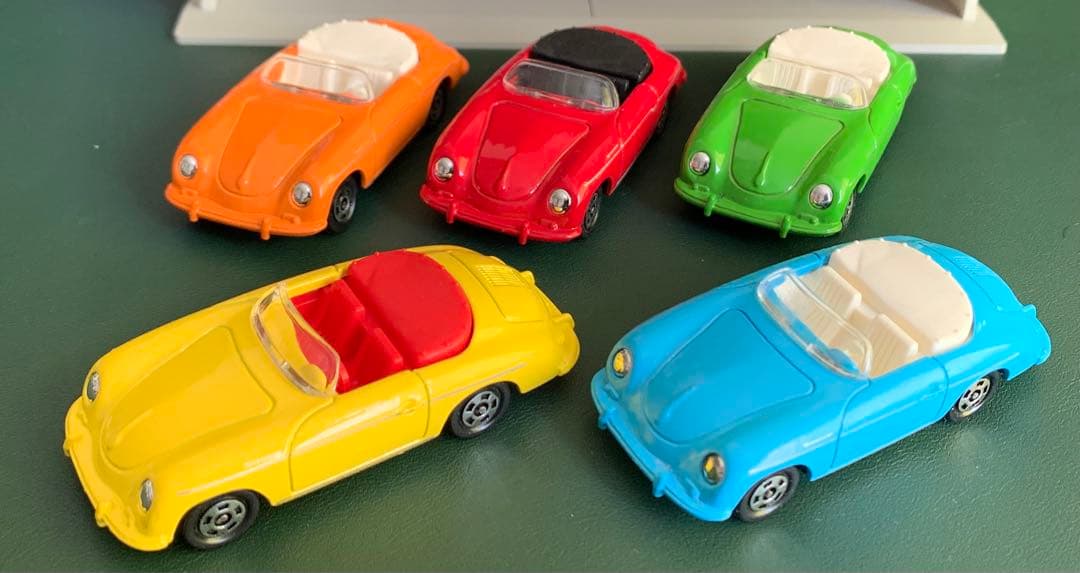 トミカラマ 屋根付駐車場 ポルシェガレージセット