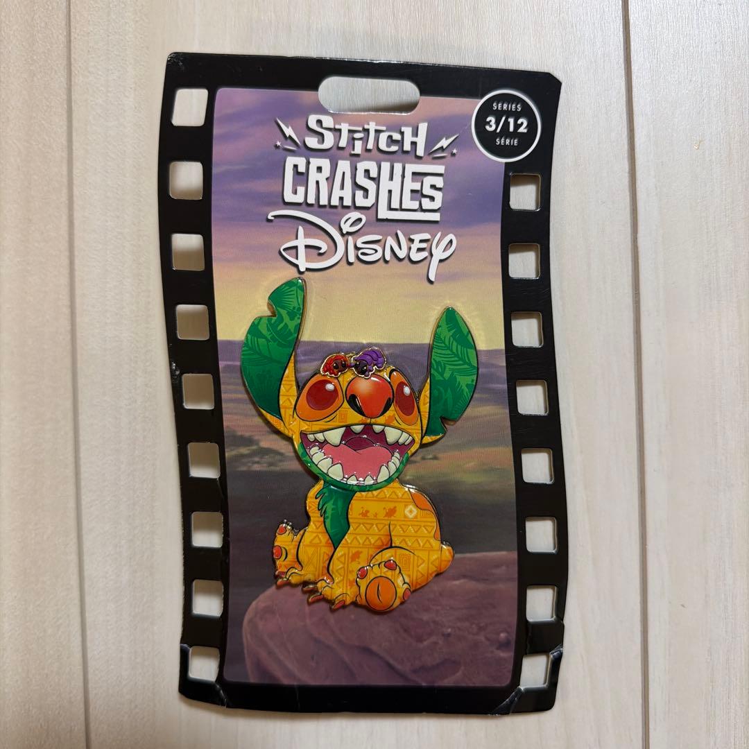 Stitch Crashes ライオンキング スティッチ ピンバッジ - メルカリ
