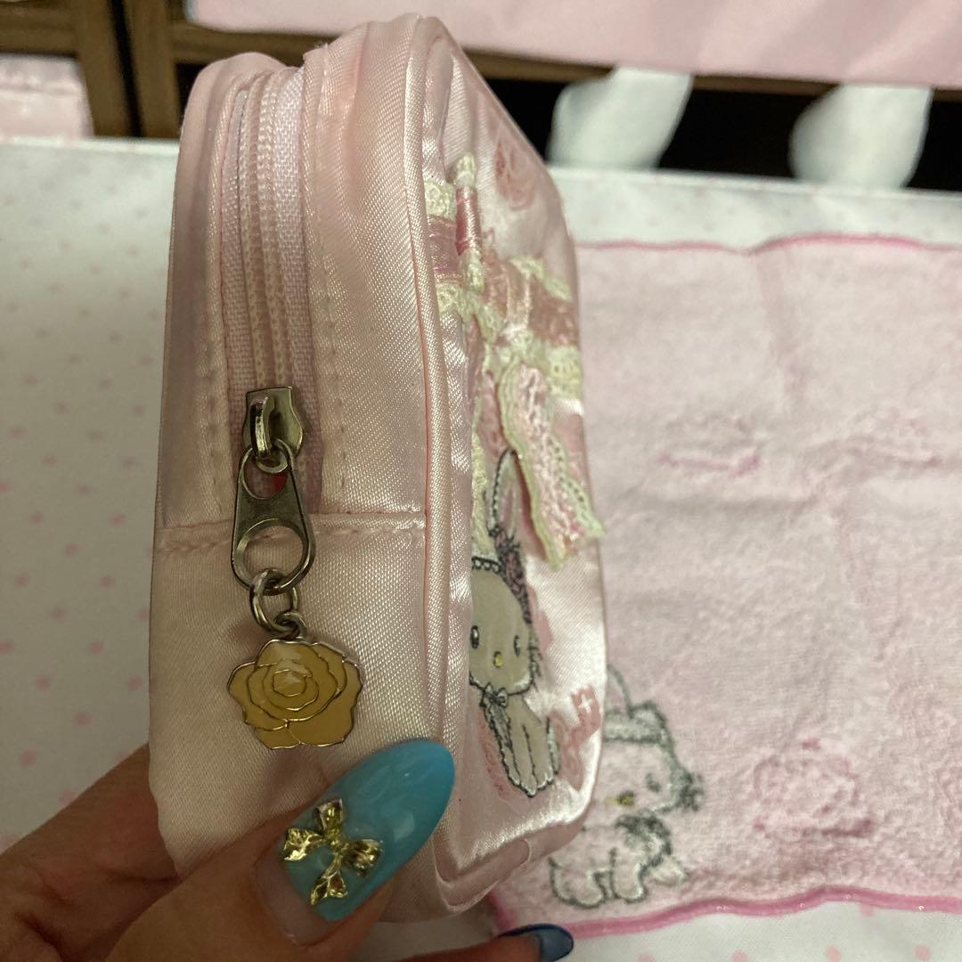 チャーミーキティ（うさみみ）　ポーチ　ハンカチ