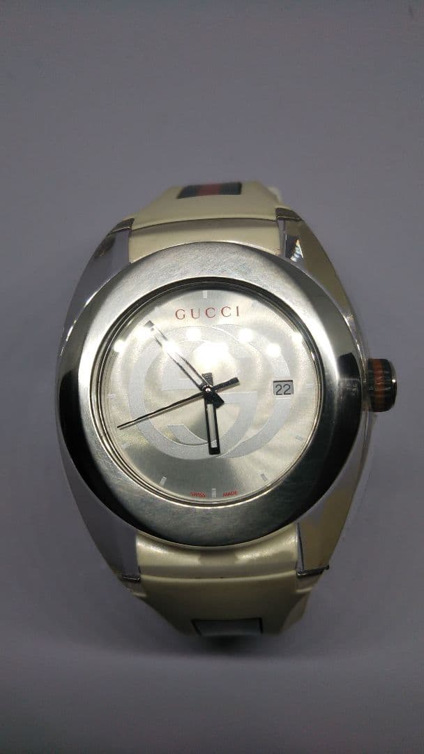 【電池交換済み】GUCCI ホワイトラバーベルト 時計