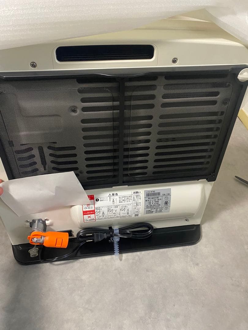 リンナイRC-M4003E ガスファンヒーター ホワイト ほぼ未使用 - メルカリ