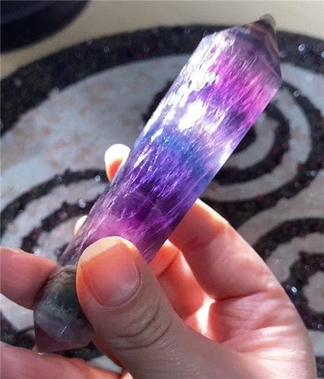 AAA級天然フローライト(蛍石)六角柱B0124/HD/53C - メルカリ