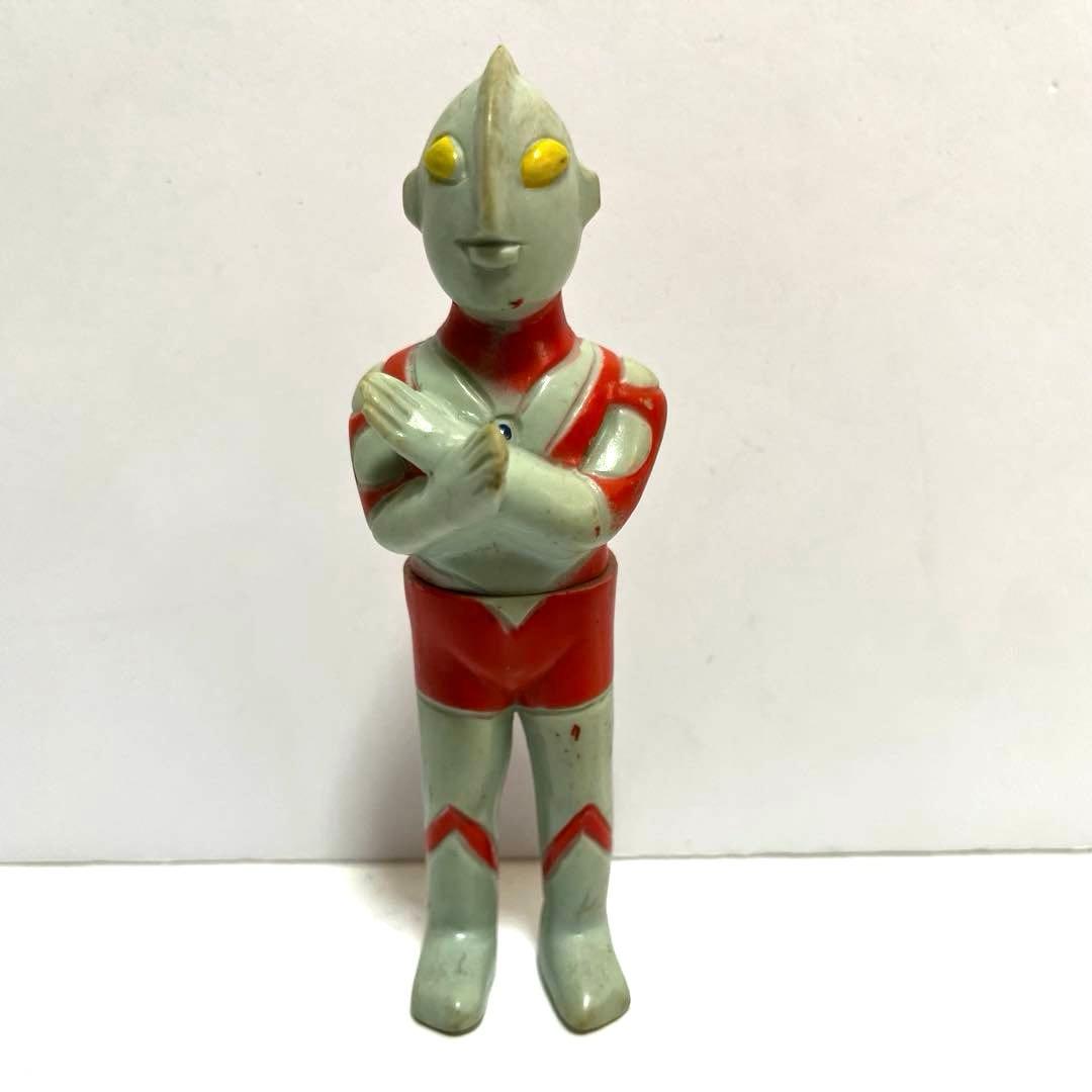 ブルマァク ウルトラマン スペシウム光線 ソフビ 高価