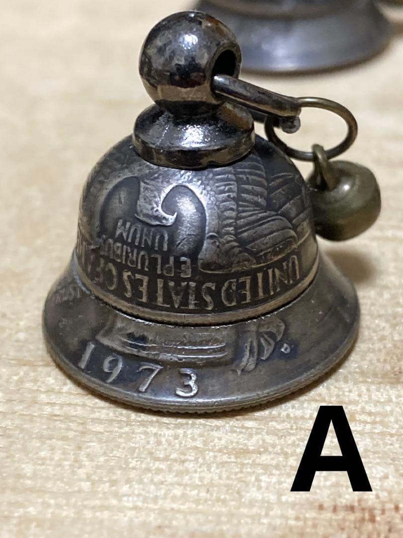 ガーディアンBell、2個セット、英国領香港1ドル - メルカリ