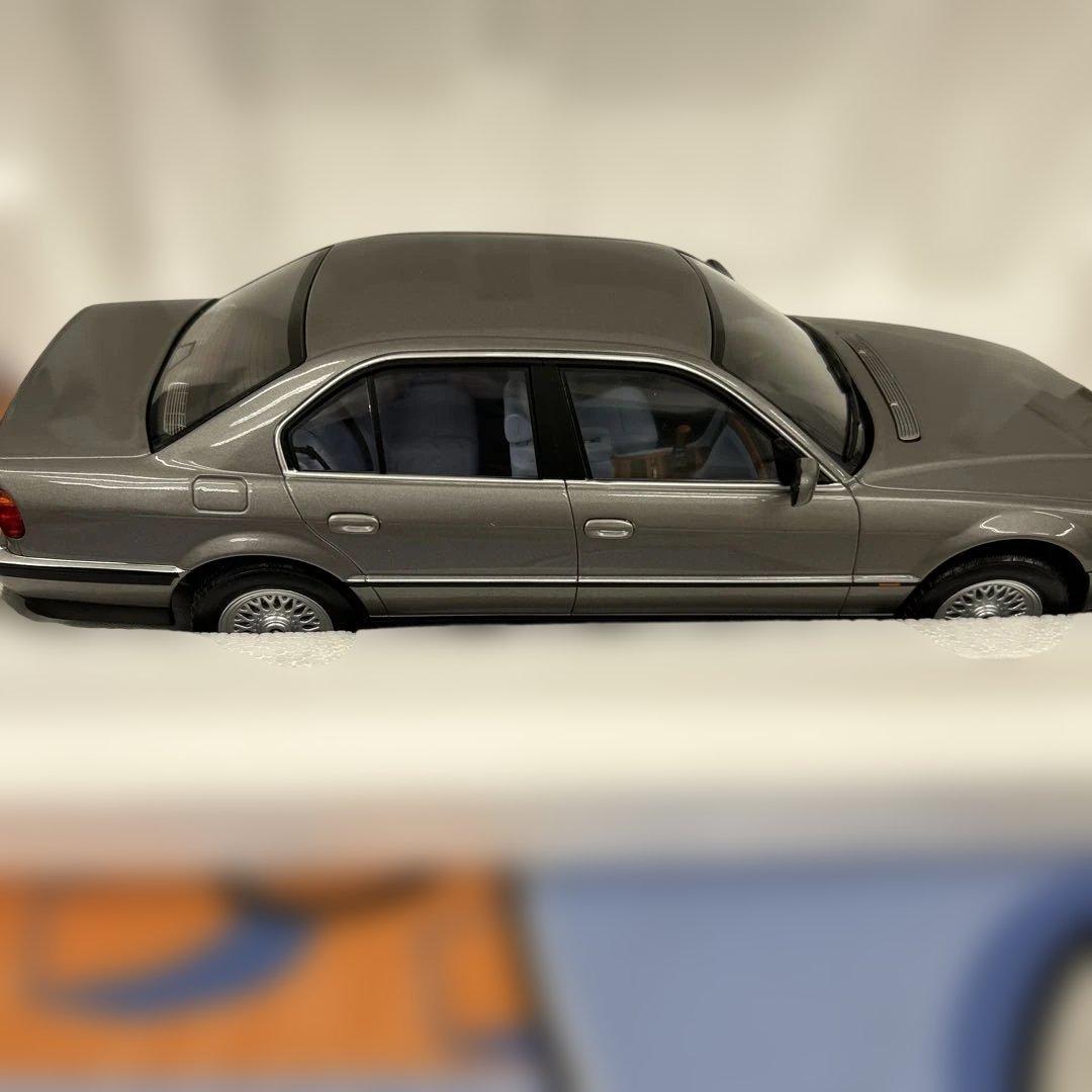 ミニカー 506340KK BMW 1/18 740i E38 1.series 1994