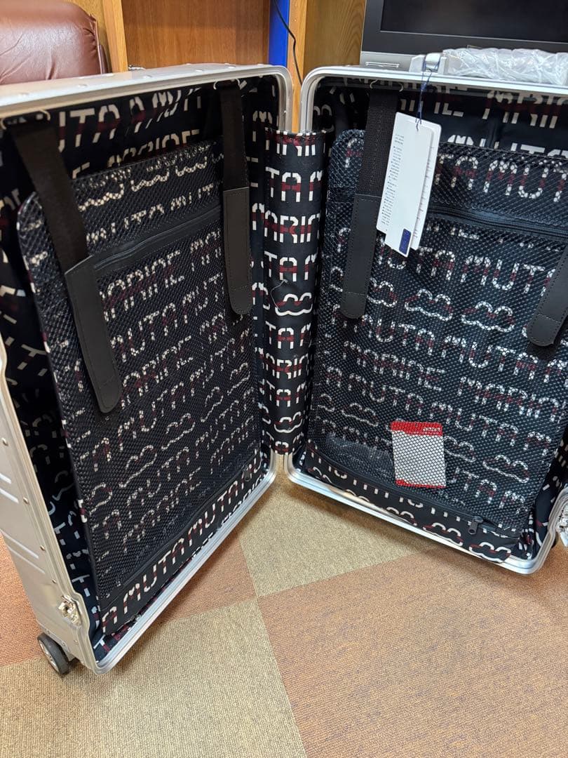 muta ムータマリン シルバーアルミニウムキャリーケース 60サイズ TSA