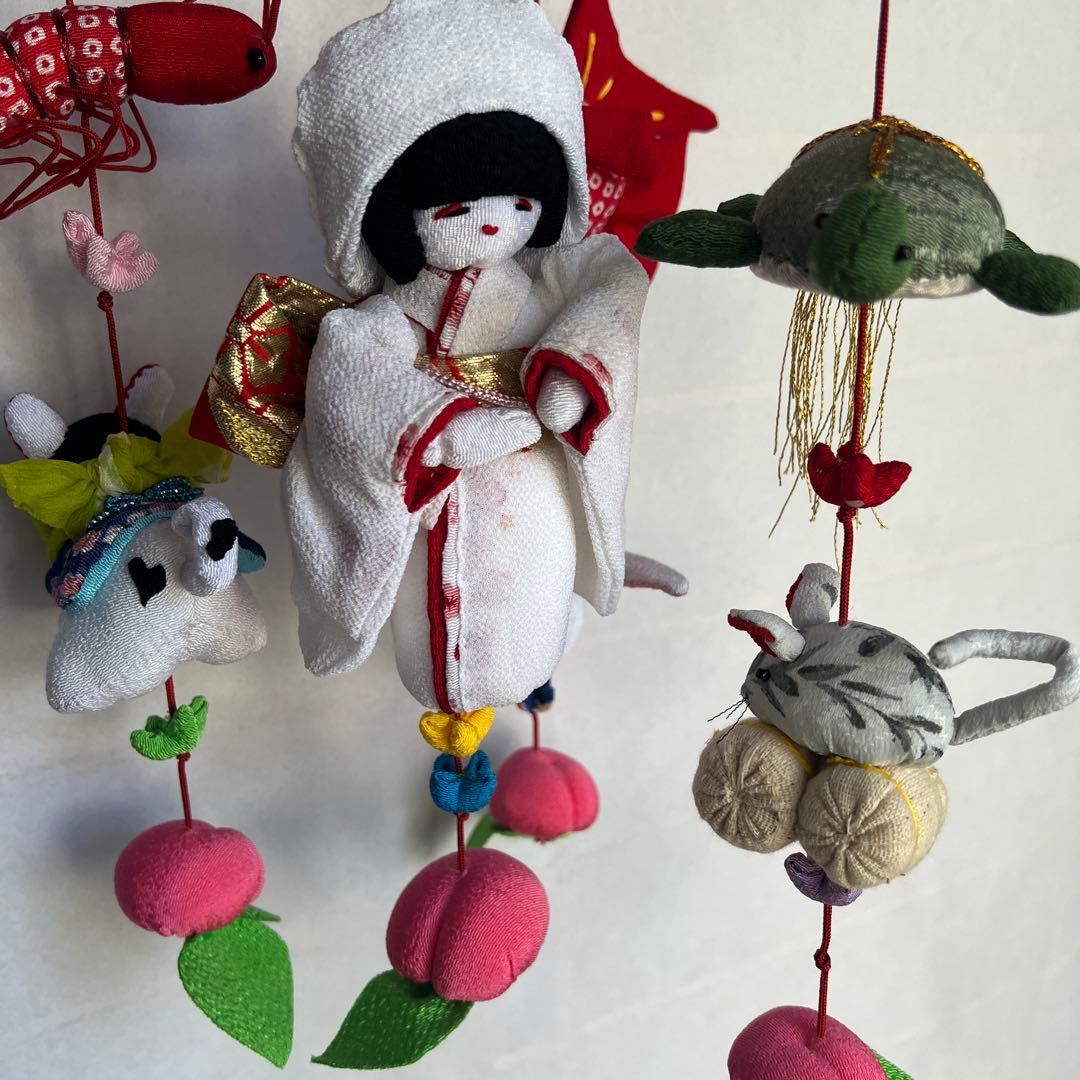 ちりめん吊るし飾り　　三月　（雛飾り）