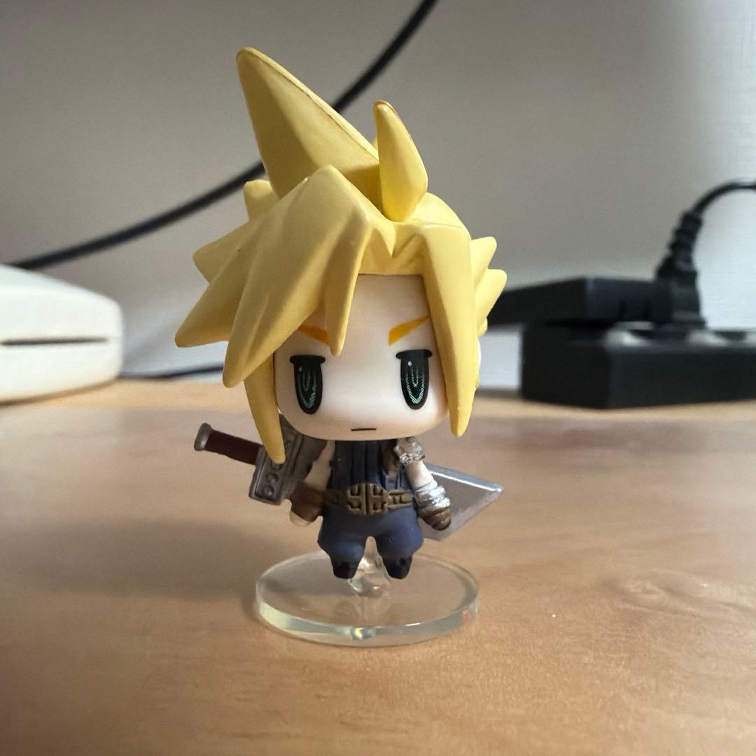 ファイナルファンタジー　トレーディングアーツミニ　クラウド ファイナルファンタジー トレーディングアーツ ミニ 11体セット Amazon