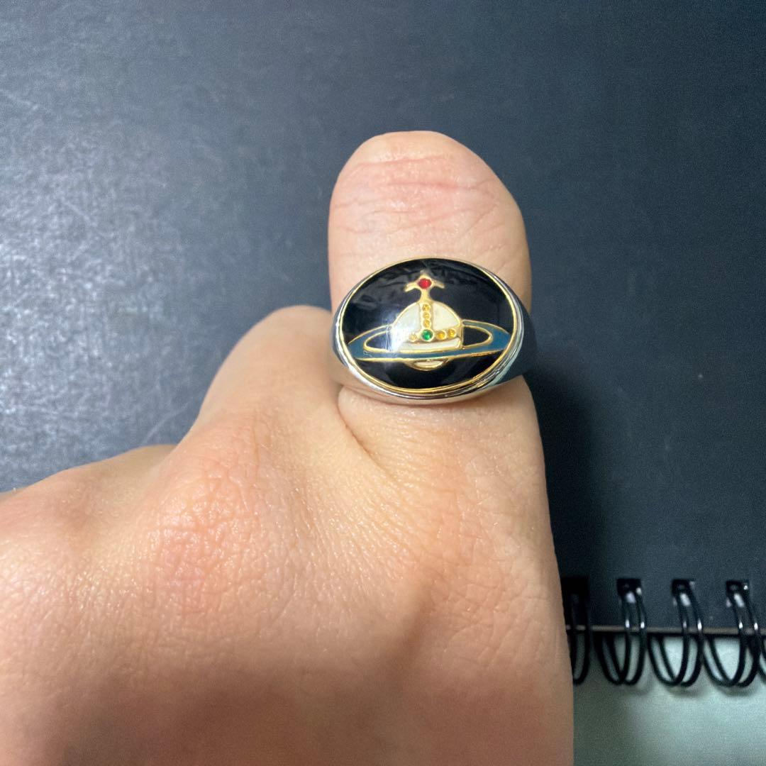 ヴィヴィアン　指輪