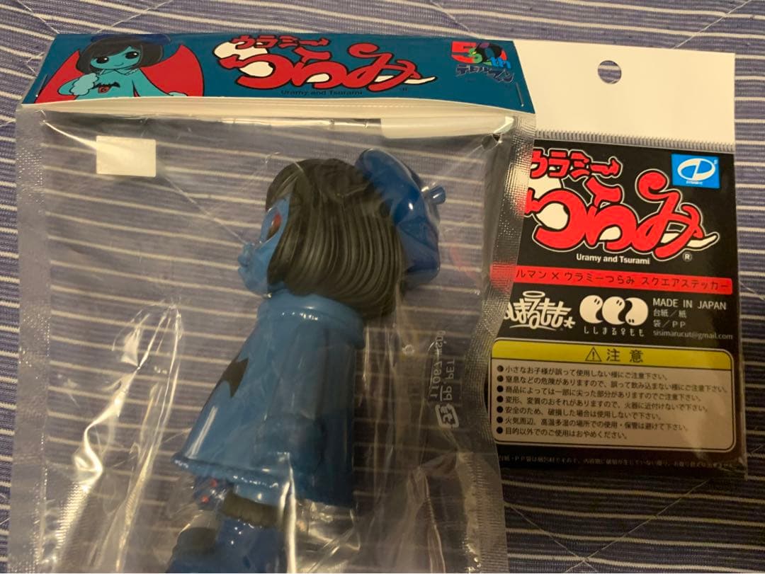 ししまるもも／ウラミーつらみ（デビルマンコートver.2）ステッカー付き！