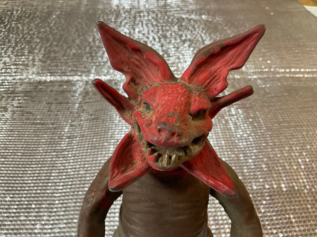 マルサン製／ガボラ。当時もの。ウルトラマンの怪獣【汚れあるが価値は