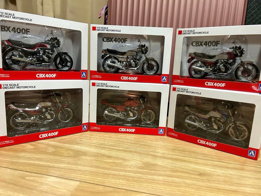 【在庫セール】CBX400F 完成品　青島　コンプリート　HONDA 青島文化教材社 アオシマ 1/12 完成品バイク Honda CBX400F パール