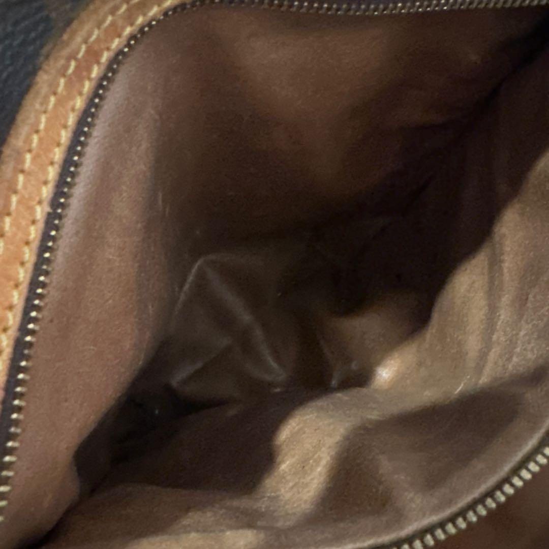 LOUIS VUITTON ルイヴィトンモノグラム　バケツトート