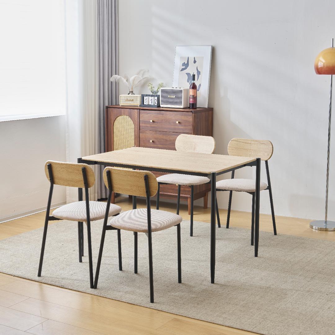 三連休大セール！4人用ダイニングテーブル　チェア付き食卓　人気品　NATURAL