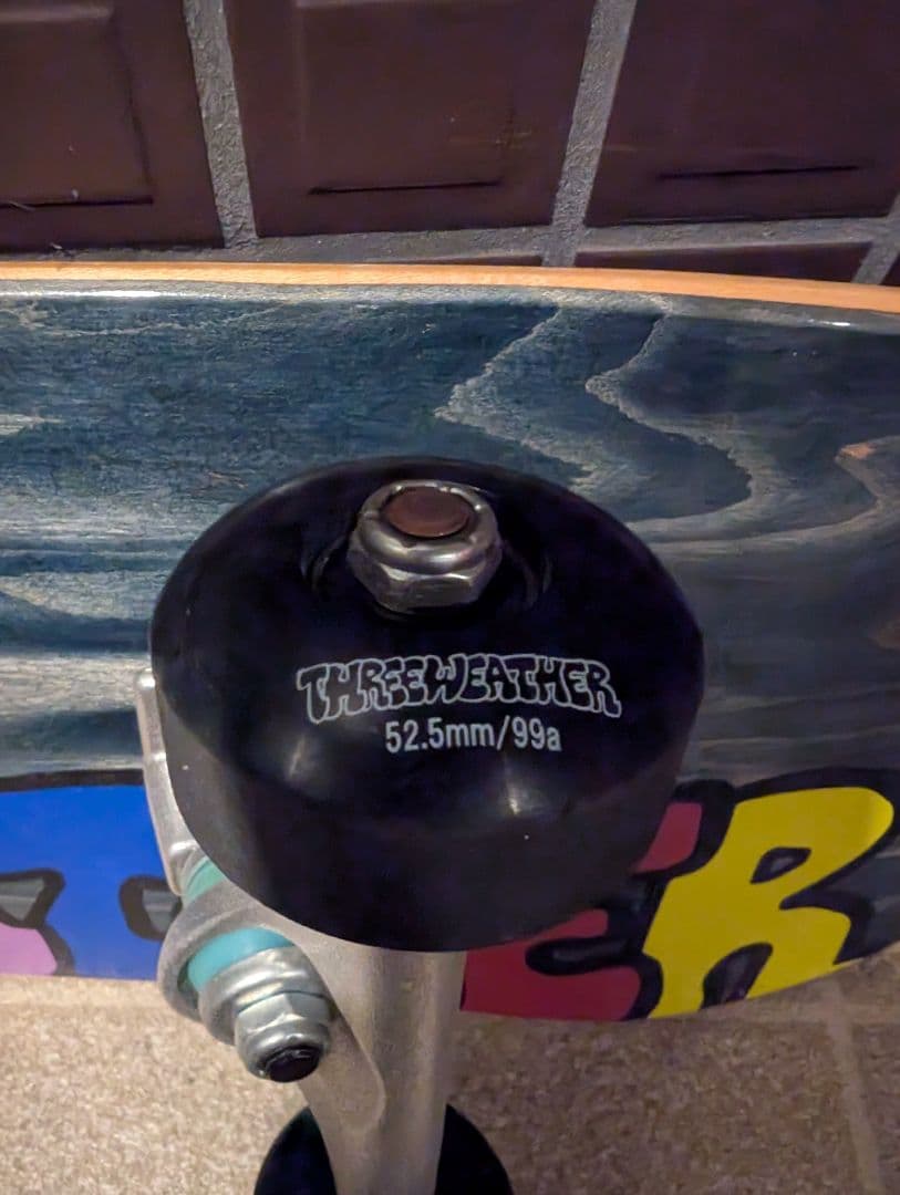 値引中THREEATER スケートボード コンプリート＋キッズプロテクターセット