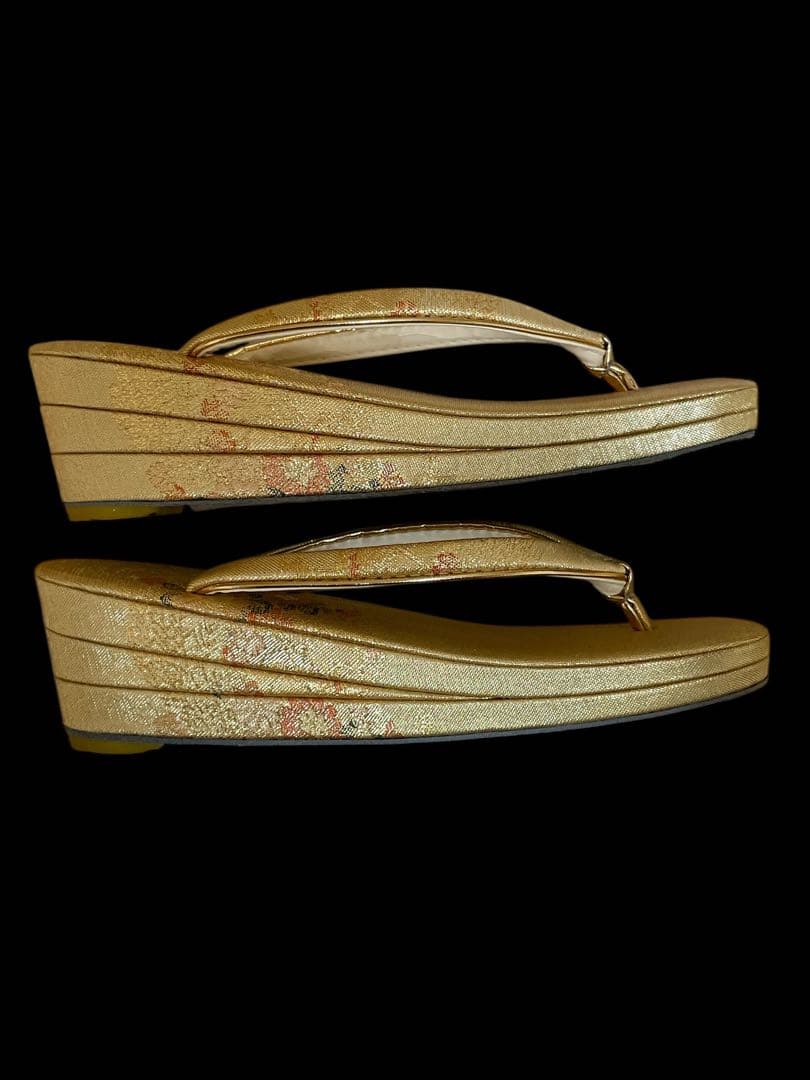 上品✨草履と和装バッグセット【木箱、手鏡付】帯地の淡いゴールド　金銀刺繍