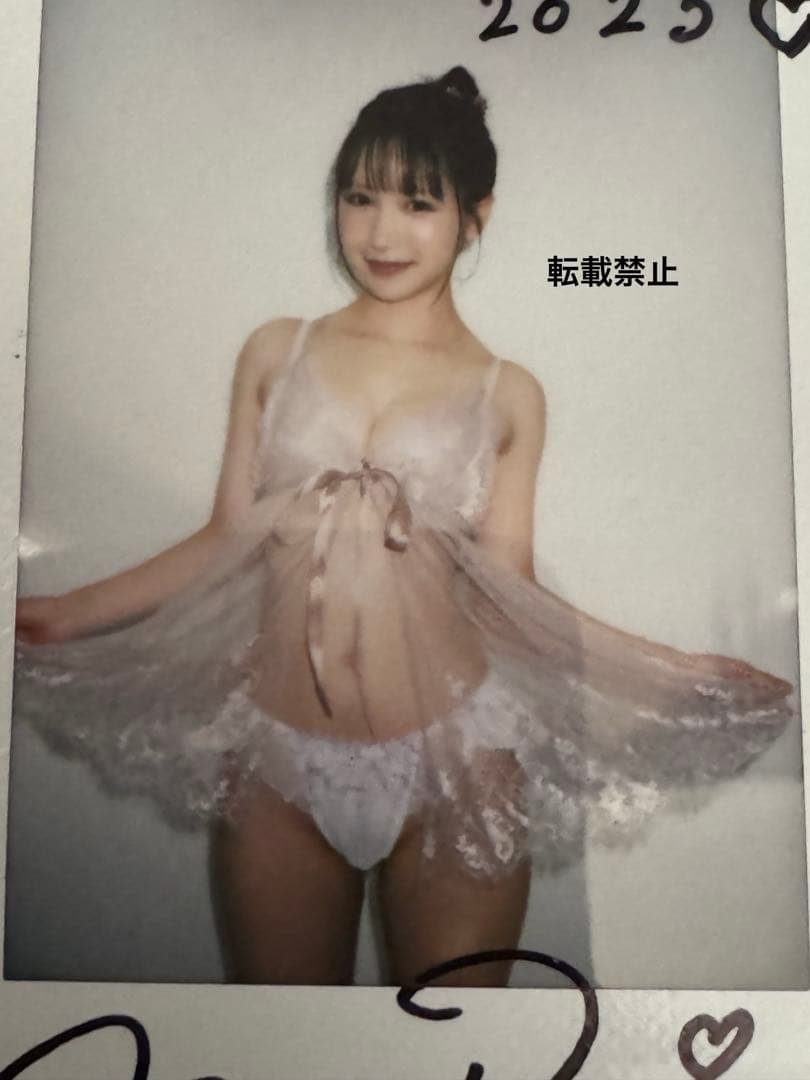 【当選品】コメント入り春のパンツまつり 2025 三田真鈴　直筆サイン入りチェキ