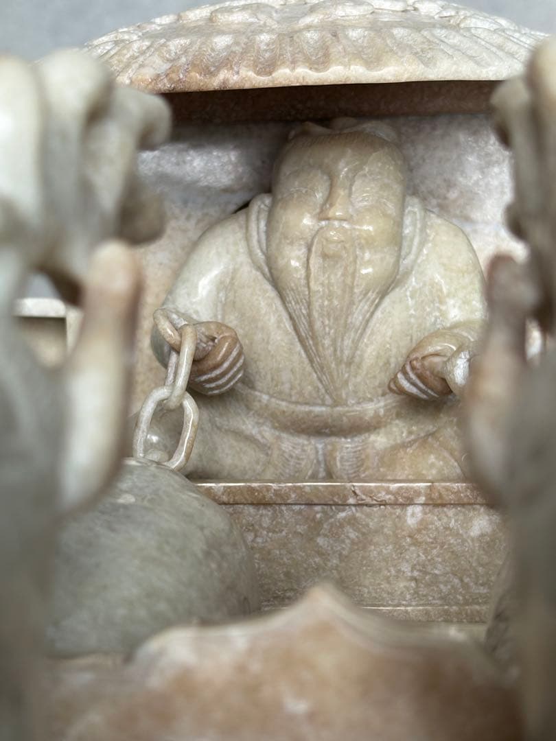 ジブリ様専用⭐︎石？玉？の大きな中国的置物 馴鹿車？