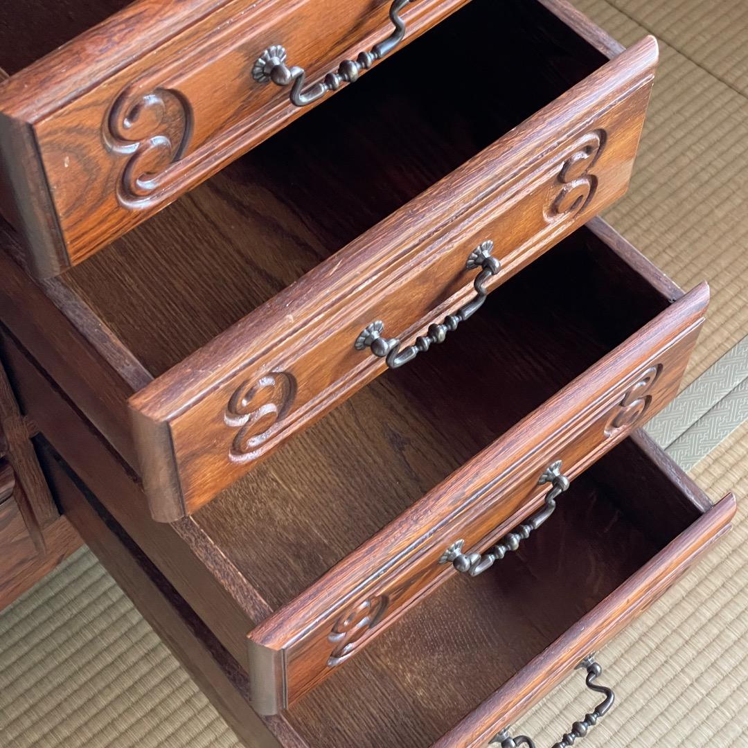 三越家具 ブルージュ／高級チェスト／高級家具・ルーマニア製・猫脚