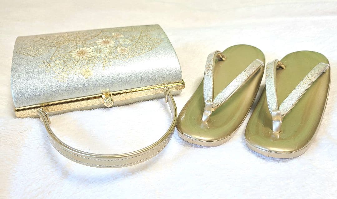 未使用品 草履バッグセット⑨ シルバーゴールド 卒業 入学 結婚 留袖 付下 金