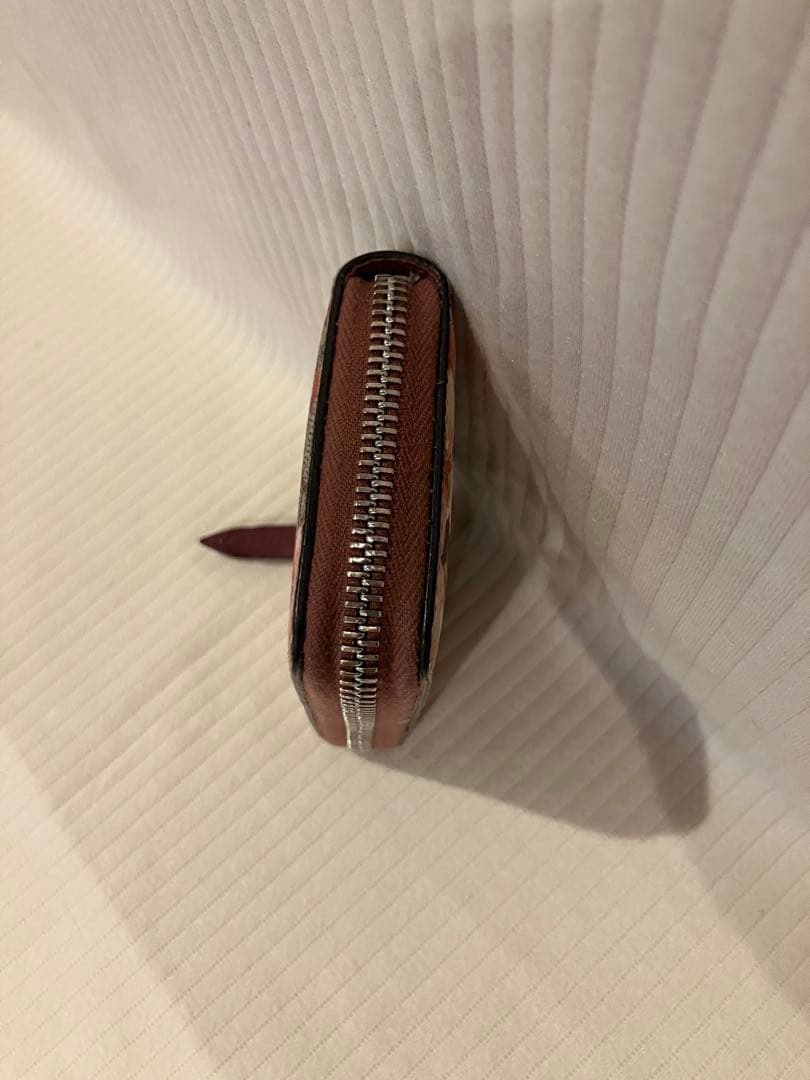 ★売れるまで値下げ！早い者勝ち！GUCCI グッチ　GG柄　 レディース　財布★