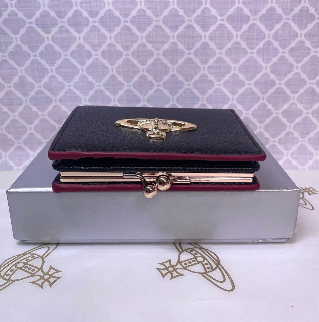 最新☆ショッパー付】高級感 ヴィヴィアン・ウエストウッド 折財布