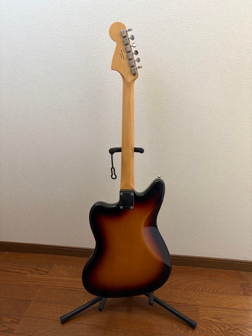 ギター Fender JAGUAR