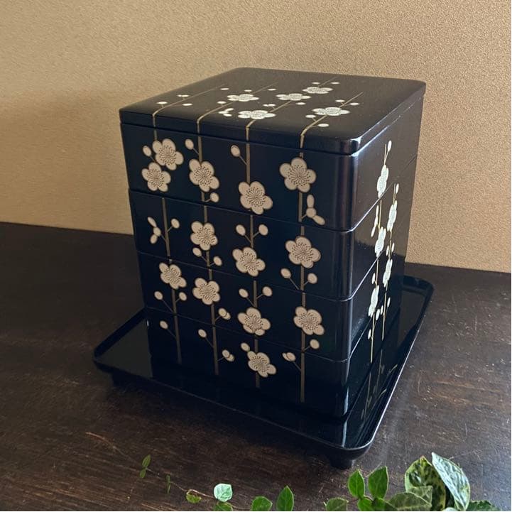 御重箱 四段重 漆器 白梅 内朱 未使用品