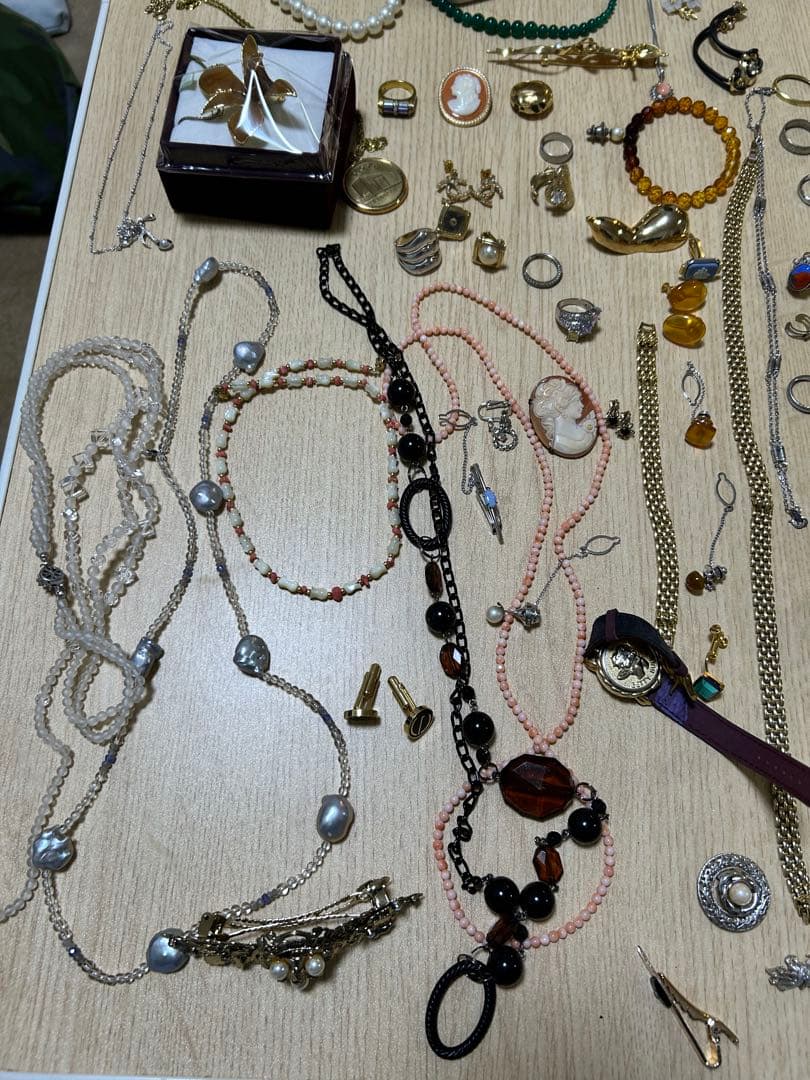 アクセサリー　大量　まとめ出品