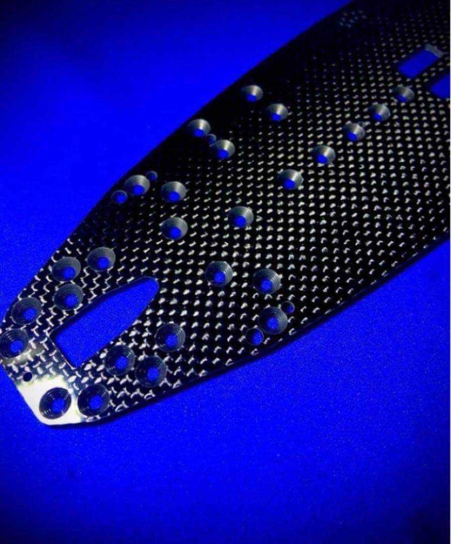 AWESOMATIX オーソマ A800R 用 カーボンシャーシ 平織　艶あり