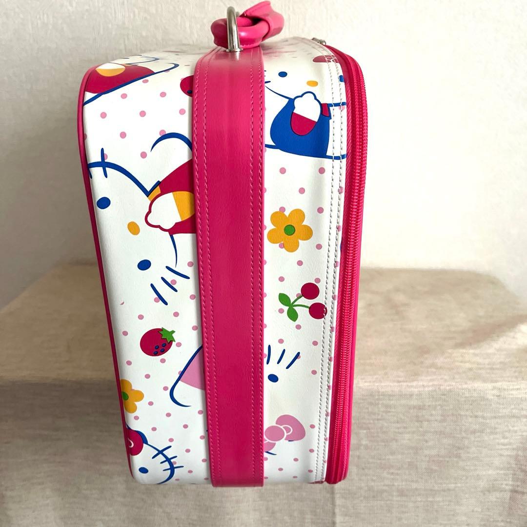 レア‼️新品未使用品さくらんぼキティキャリーケース スーツケース トラベルバッグ