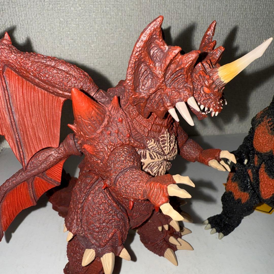 ディアゴスティーニゴジラフィギュア2体セット