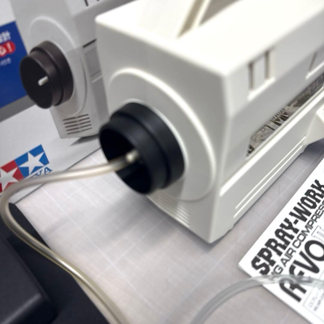 Tamiya SPRAY-WORK REVO II エアコンプレッサー - メルカリ