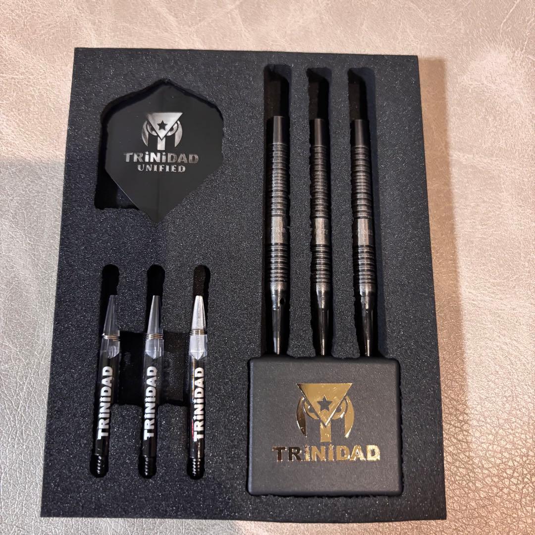 松吉輝宗モデル レイジー トリニダード