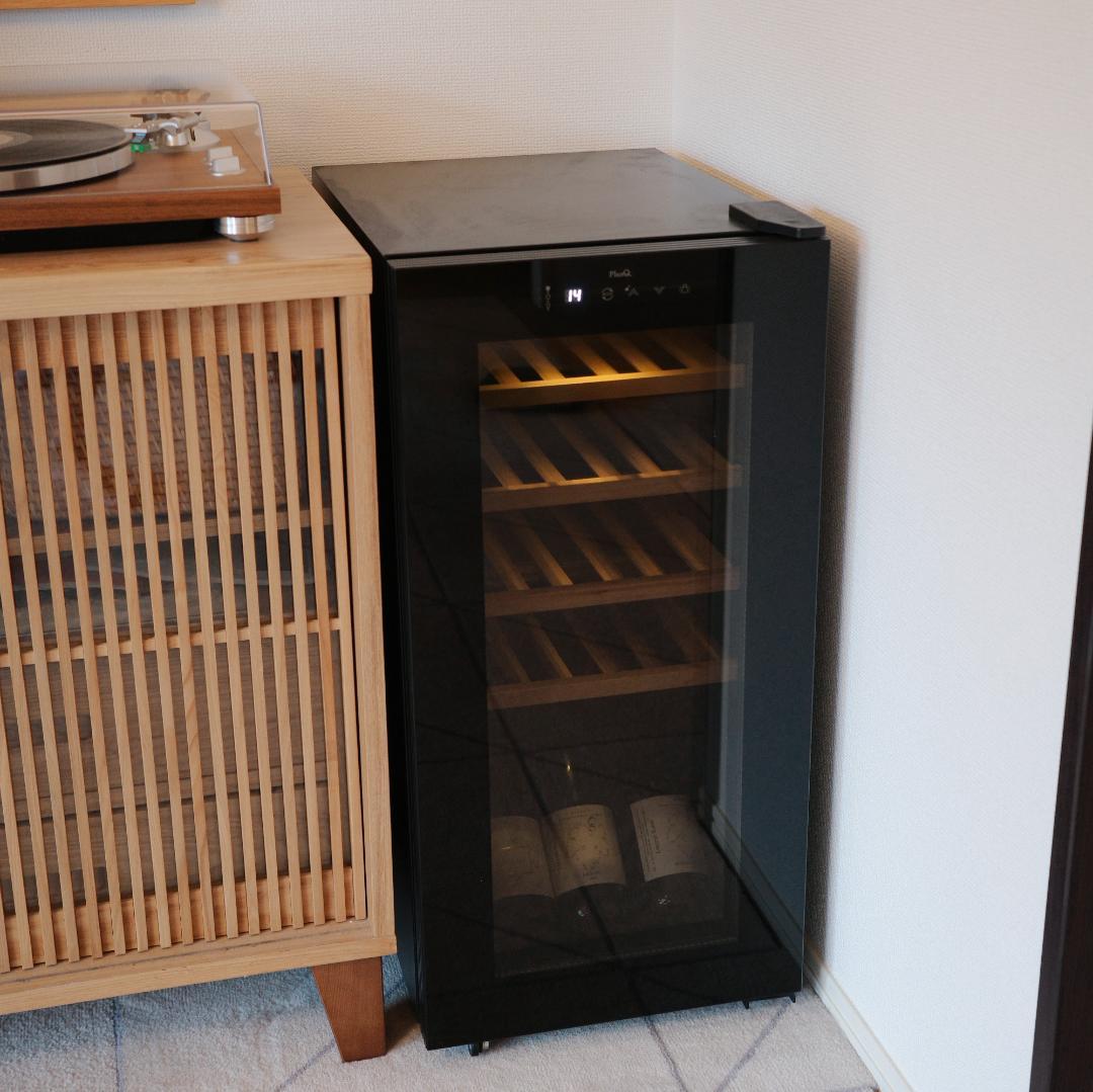 【美品】PlusQ ワインセラー 15本収納 コンプレッサー式 保温ヒーター付