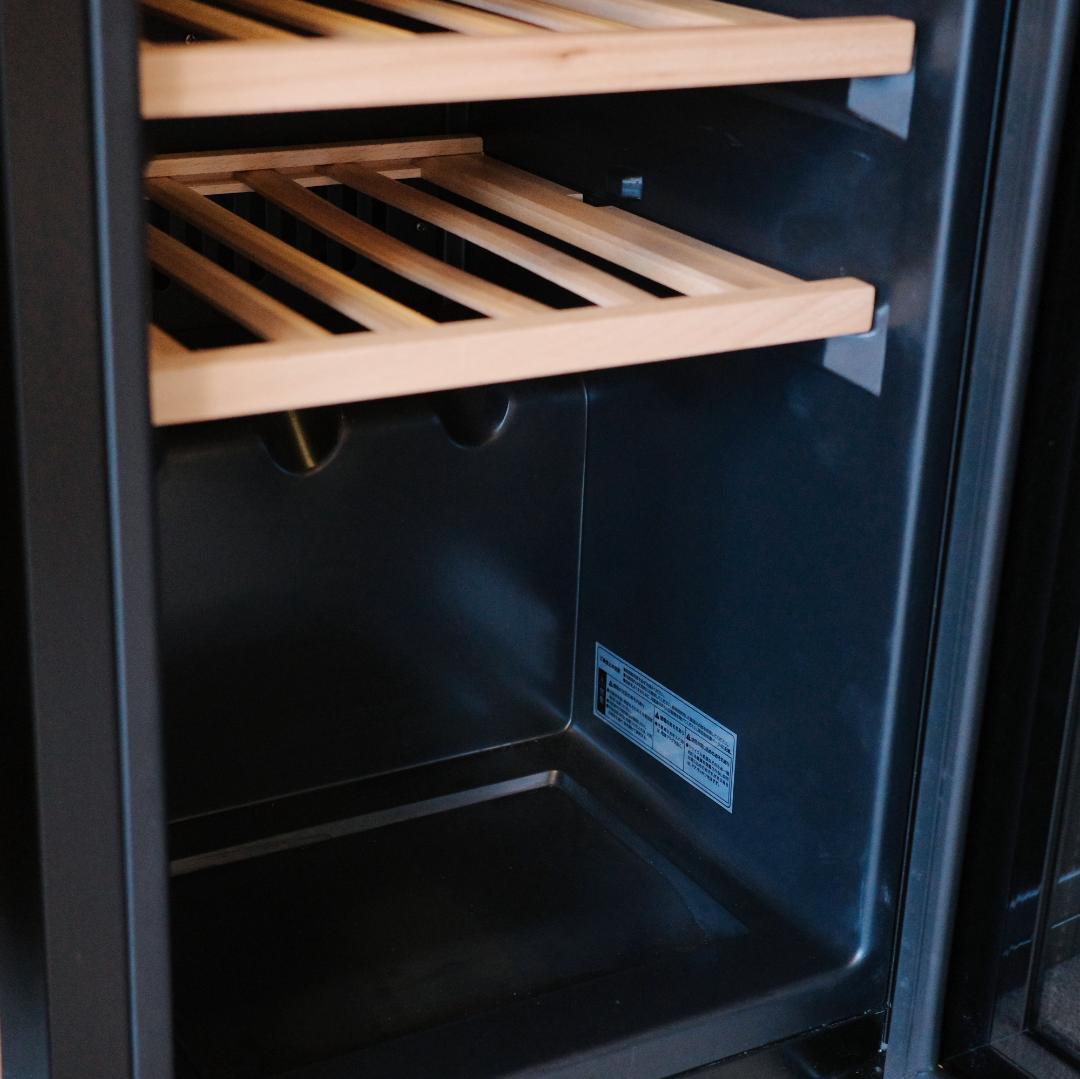 【美品】PlusQ ワインセラー 15本収納 コンプレッサー式 保温ヒーター付