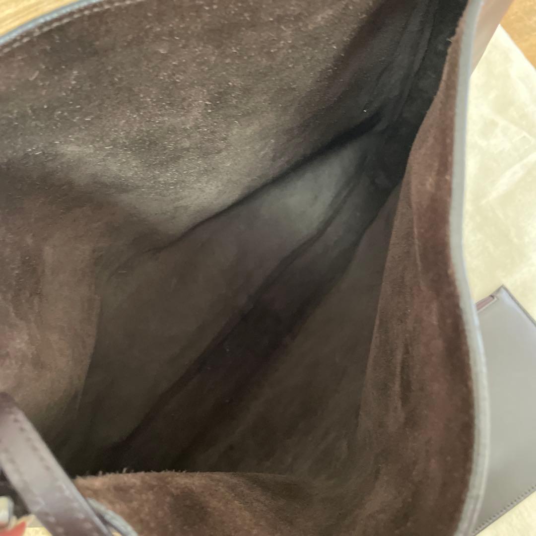 グッチ　ダークブラウン レザー ショルダーバッグ