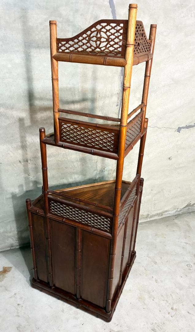 極美品】高級唐木家具 欅（ケヤキ）コーナーラック 竹節彫り 透かし