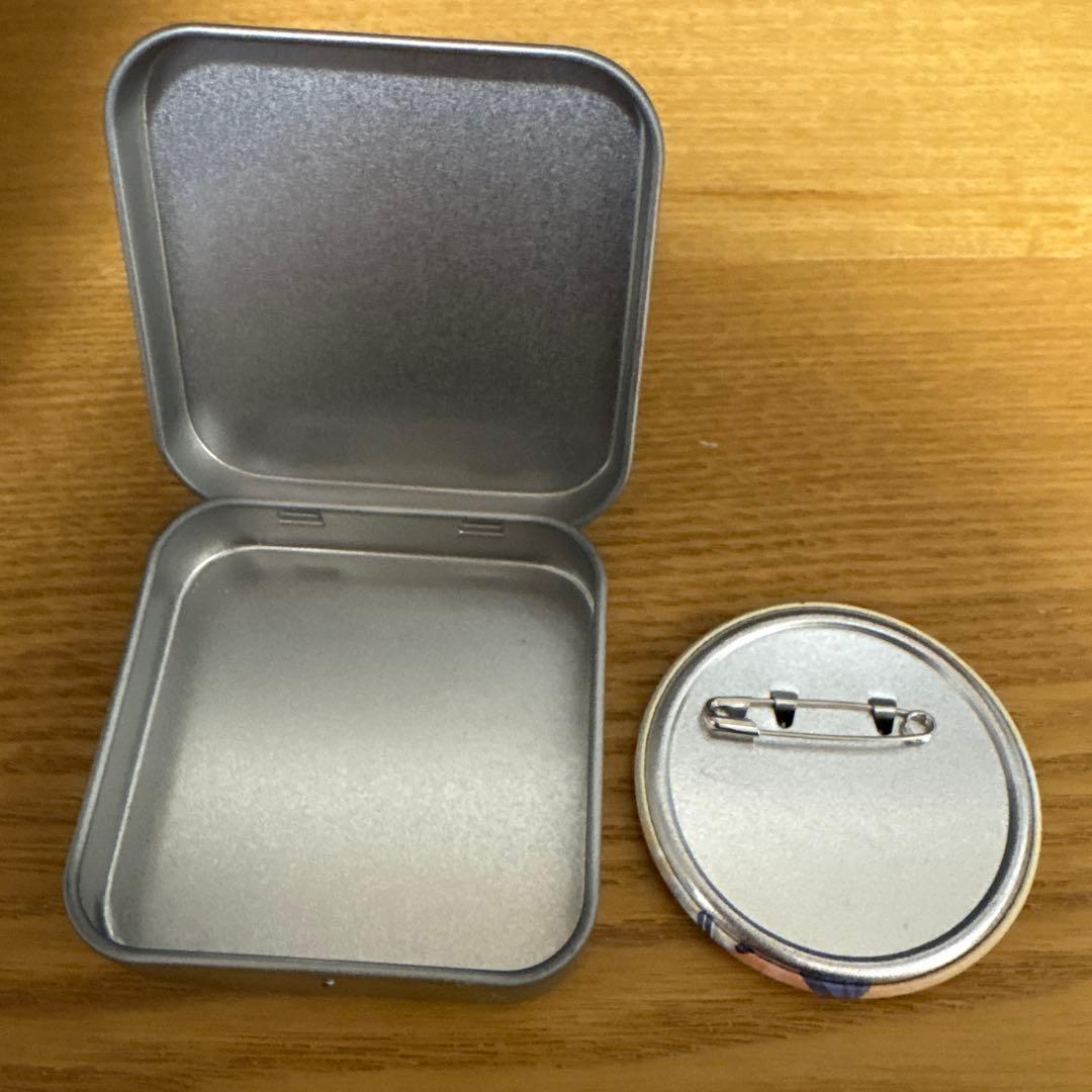 公*o様 CLANNAD ブリキ缶+缶バッジ