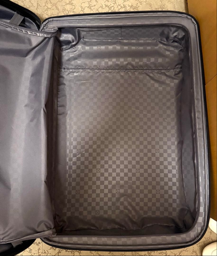 サムソナイト スーツケース 27インチ グラヴテックSAMSONITE