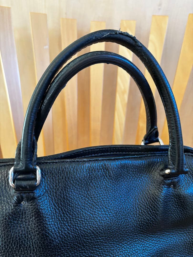 ブラックレザートートバッグ