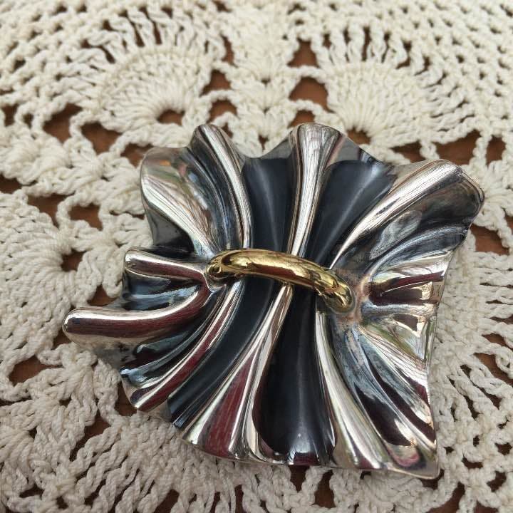 シルバーブローチ （アンティーク仕様） 英国イギリス製1880-1910年代